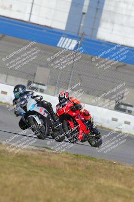 media/Nov-26-2022-Fastrack Riders (Sat) [[b001e85eef]]/Level 3/Session 3 Outside Turn 9/